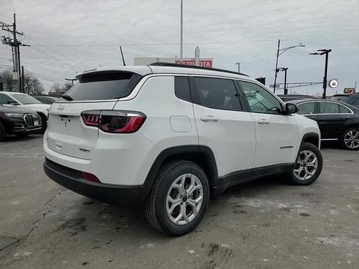 2025 Jeep Compass Latitude