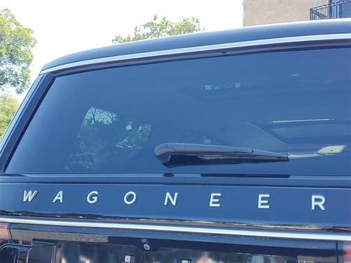 2024 Jeep Wagoneer Series III 4x4