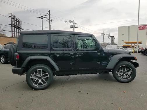 2025 Jeep Wrangler 4xe Sport S