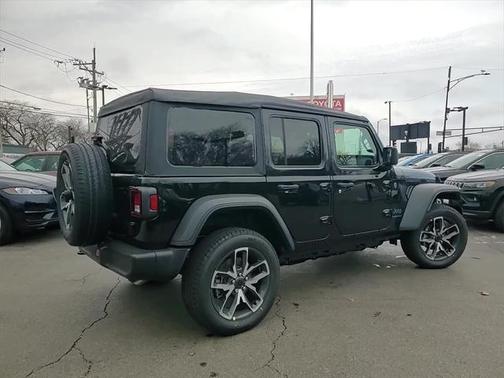2025 Jeep Wrangler 4xe Sport S