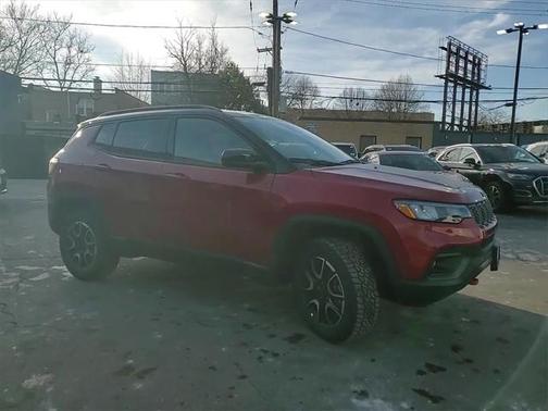 2025 Jeep Compass Trailhawk