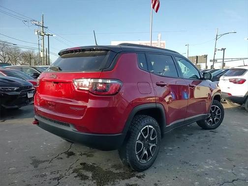 2025 Jeep Compass Trailhawk