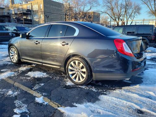 2014 Lincoln MKS Base