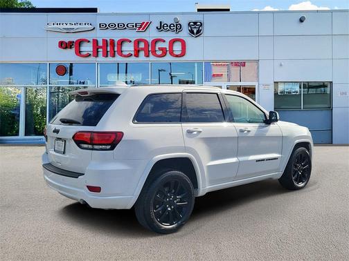 2022 Jeep Grand Cherokee Laredo
