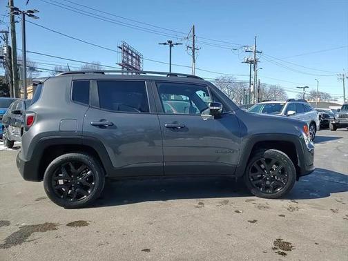2022 Jeep Renegade Altitude