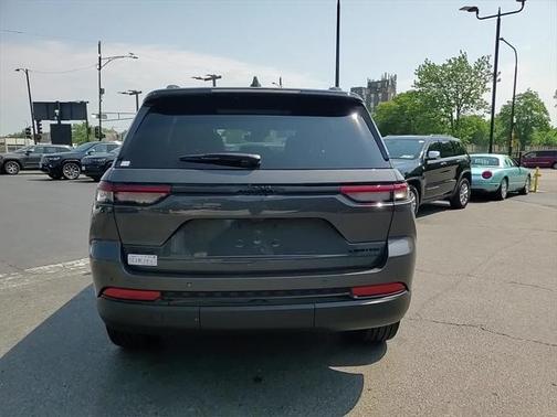 2025 Jeep Grand Cherokee Limited X
