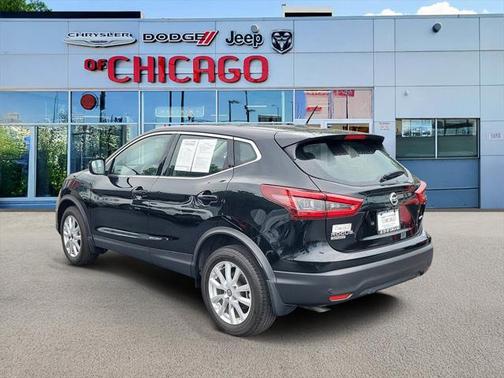 2022 Nissan Rogue Sport S