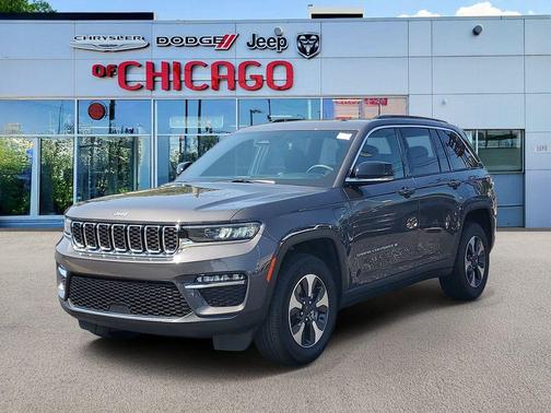 Metallic 2024 Jeep Grand Cherokee 4xe Base
