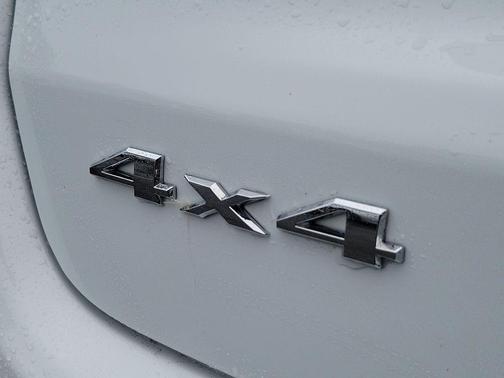 Bright White Clearcoat 2025 Jeep Compass Limited