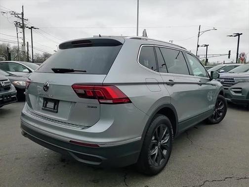 2022 Volkswagen Tiguan 2.0T SE 4MOTION