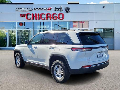 2024 Jeep Grand Cherokee Laredo