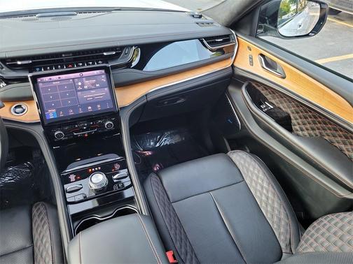 2024 Jeep Grand Cherokee 4xe Summit Reserve