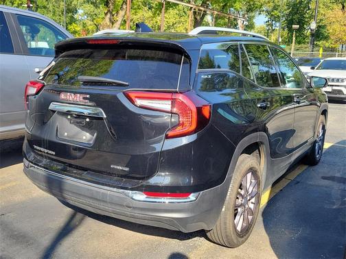 2023 GMC Terrain SLT