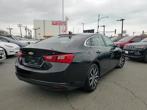 2017 Chevrolet Malibu 1LT