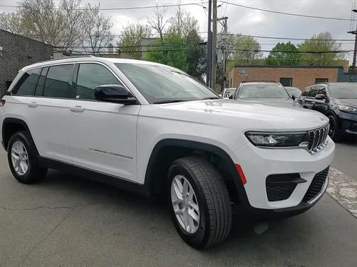 2024 Jeep Grand Cherokee Laredo