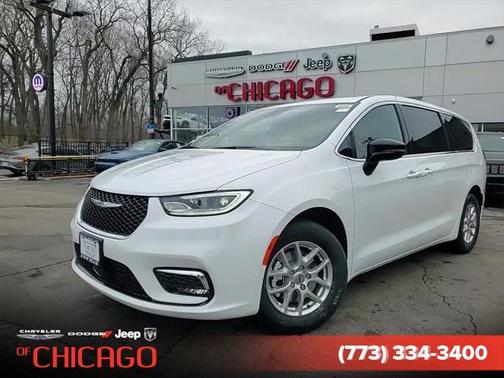 2025 Chrysler Pacifica L