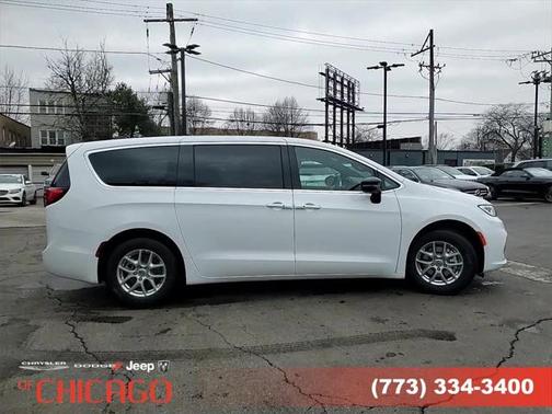2025 Chrysler Pacifica L