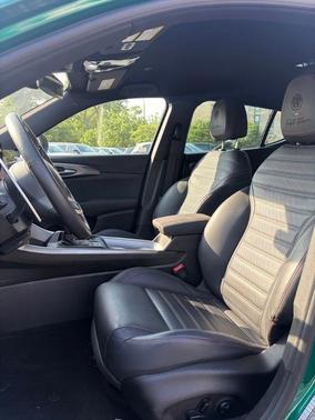 Verde 2025 Alfa Romeo Tonale Special Edition