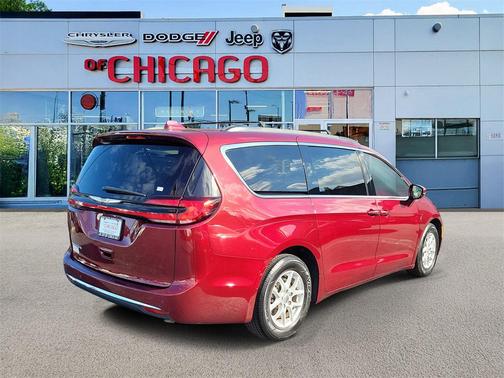 2022 Chrysler Pacifica Touring L