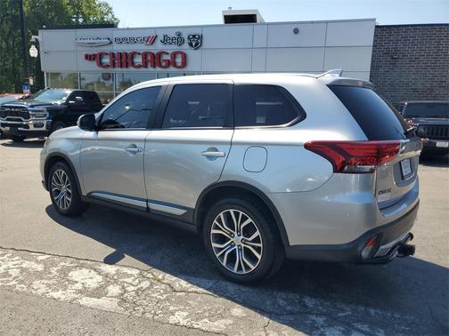 2018 Mitsubishi Outlander ES