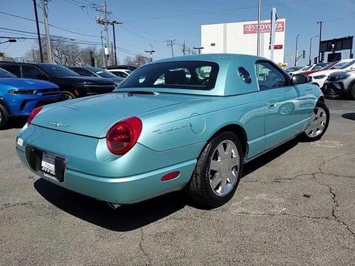 2002 Ford Thunderbird Base