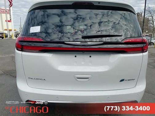 2025 Chrysler Pacifica L