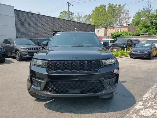 2025 Jeep Grand Cherokee Altitude