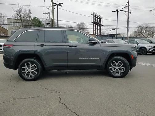 2025 Jeep Grand Cherokee Limited X