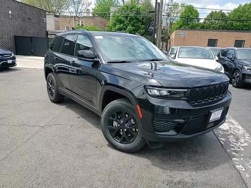 2025 Jeep Grand Cherokee Altitude