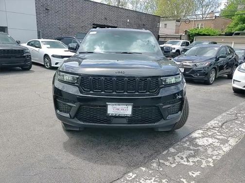 2025 Jeep Grand Cherokee Altitude