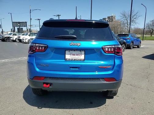 2025 Jeep Compass Trailhawk