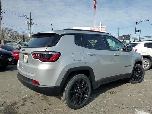 2025 Jeep Compass Latitude