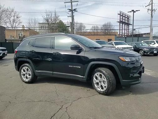 2025 Jeep Compass Latitude