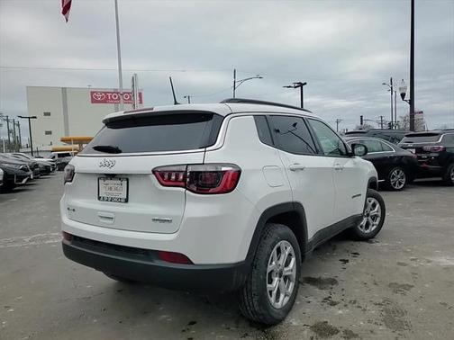 2025 Jeep Compass Latitude