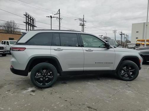 2025 Jeep Grand Cherokee Limited X
