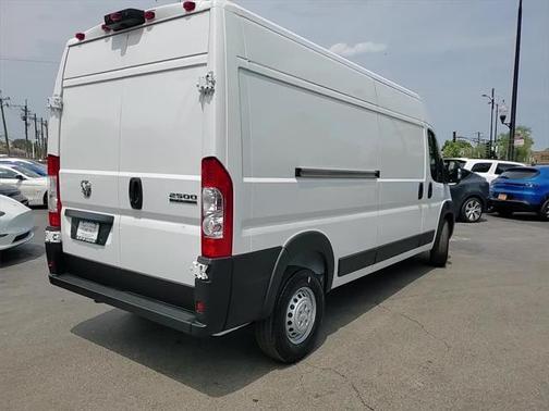 2025 RAM ProMaster 2500 Tradesman