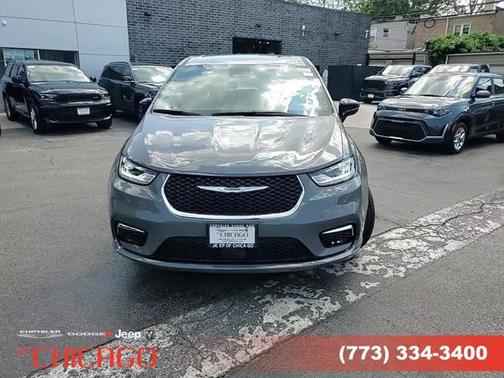 2025 Chrysler Pacifica L