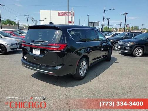 2025 Chrysler Pacifica L