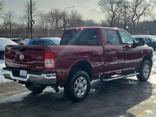 2024 RAM 2500 Big Horn Crew Cab 4x4 6'4' Box