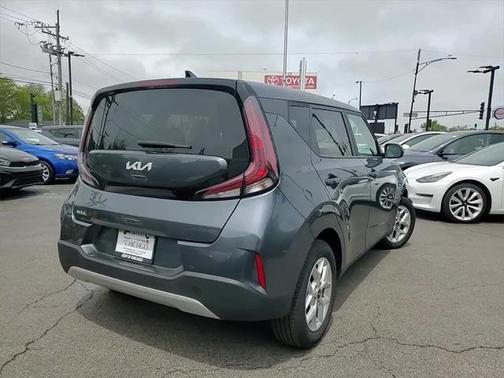 2024 Kia Soul LX
