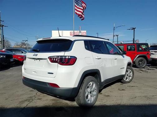 2025 Jeep Compass Latitude