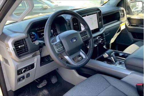 2025 Ford F-150 Lightning XLT