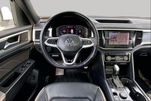 Opal White Pearl 2023 Volkswagen Atlas Cross Sport 3.6L V6 SEL Premium R-Line