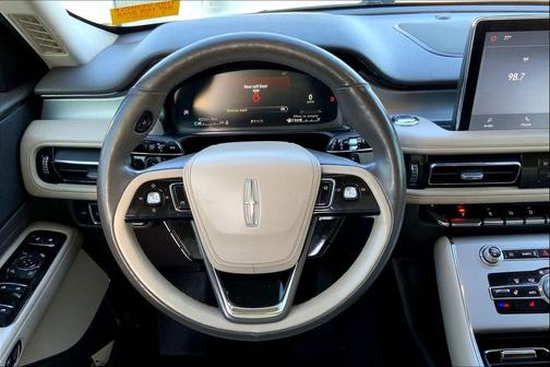 2021 Lincoln Aviator Standard