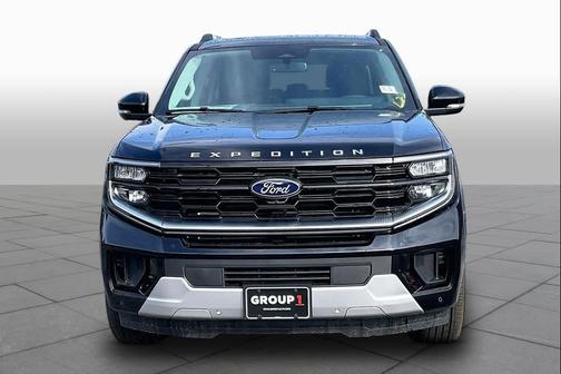 Agate Black Metallic 2026 Ford Expedition Max Platinum