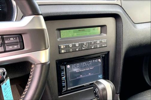 2014 Ford Mustang V6