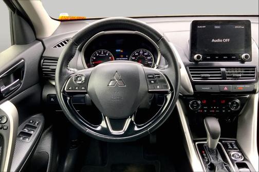 White Diamond 2024 Mitsubishi Eclipse Cross SE
