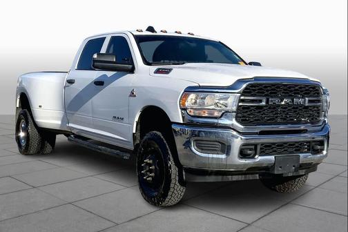 2020 RAM 3500 Tradesman Crew Cab 4x4 8' Box