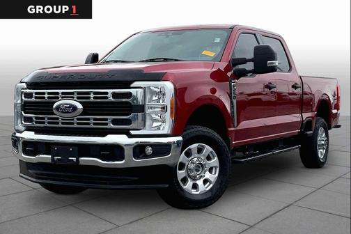 Rapid Red Metallic Tinted Clearcoat 2023 Ford F-250 XLT
