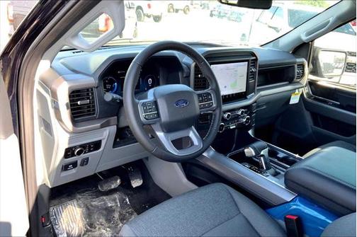 2025 Ford F-150 Lightning XLT